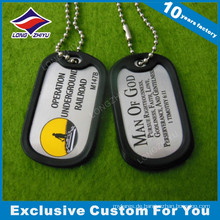 Benutzerdefinierte Logo Aluminium Dog Tags mit schwarzem Silikon